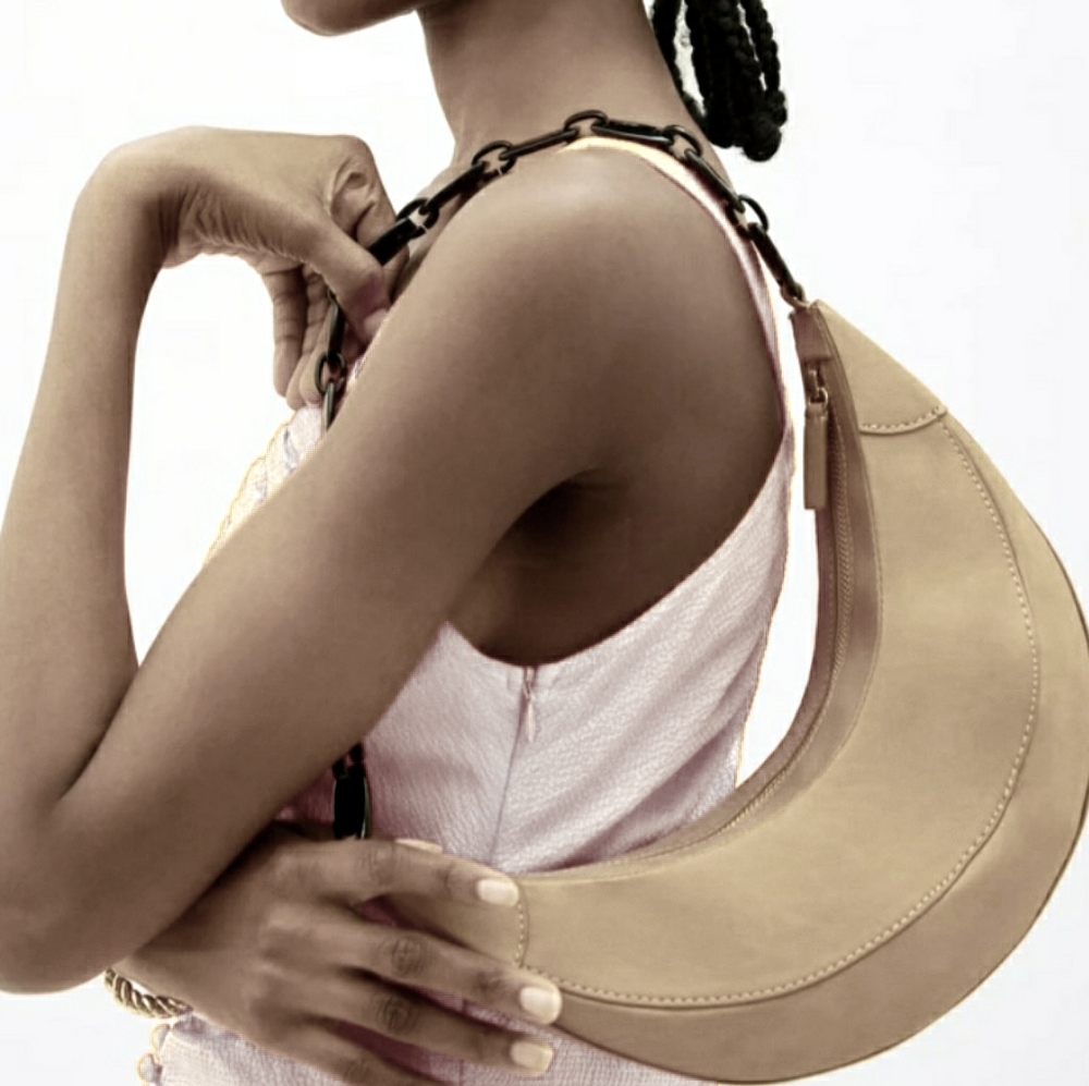 Rejina Pyo Banana shape Bag - Picture 1 of 11